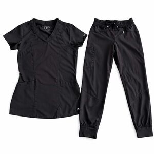 Barco One Black V-Neck Top and Barco One Black Jogger Scrub Set Petite Small